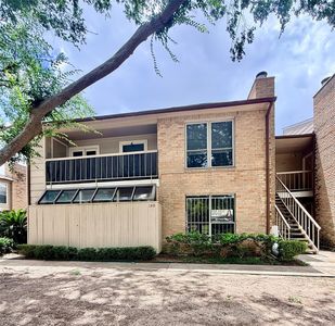 2110 Wilcrest Dr APT 140