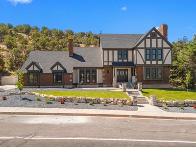 776 E Fiddlers Canyon Rd