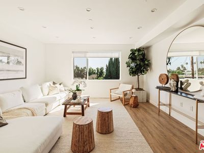 1040 N Spaulding Ave APT 4