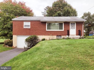 1391 Ford Ave