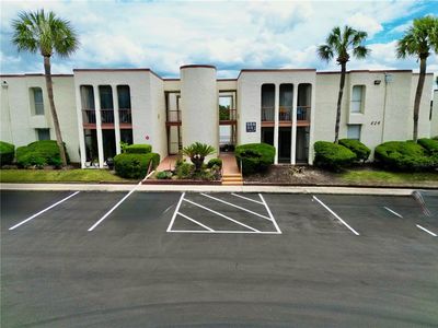 524 ORANGE DRIVE #11