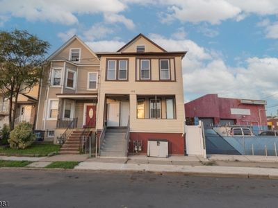 658 Magnolia Ave