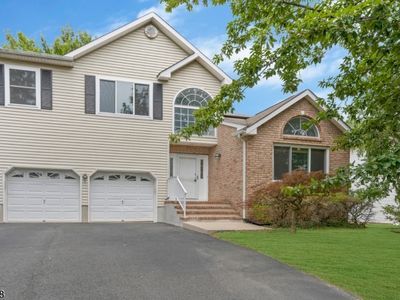 Property at 450 Vanderveer Rd, Bridgewater, NJ