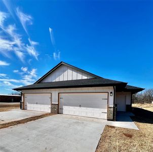 8801 N Walker Ave #B