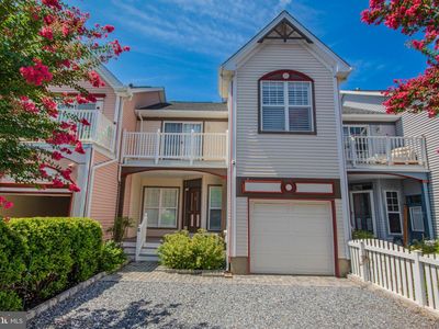 941 Yacht Club Dr