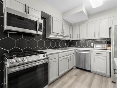 2965 Pharr Court South NW APT 304