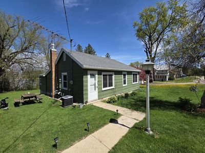 216 E Pearl Street