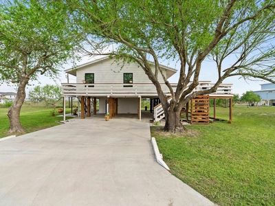 341 W Misty Oak Ln