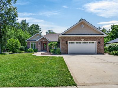 1057 Westwood Dr