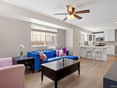 1343 Valentia Street