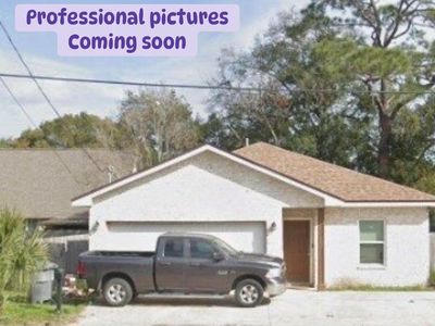 107 Beal Pkwy SE