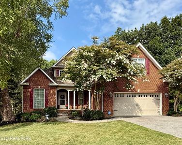 8127 Campbells Point Rd