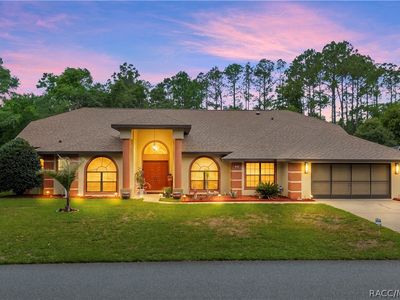 42 Pine Dr