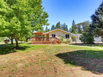 2072 E Evans Creek Rd