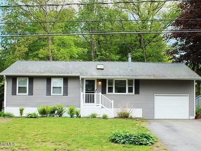 79 Trottingham Court