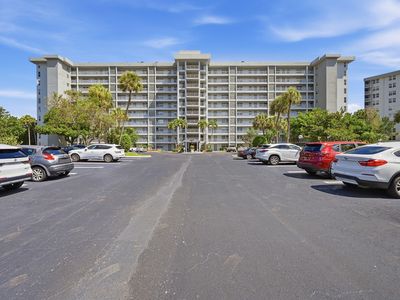 4015 W Palm Aire # 1001 Drive