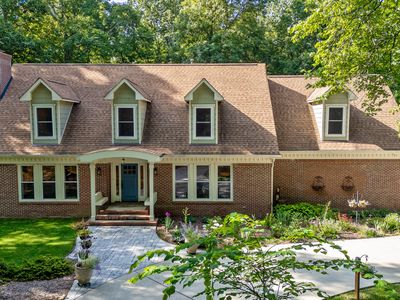 12 Old Hickory Ln