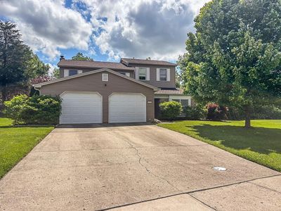 2785 Mahoning Ct