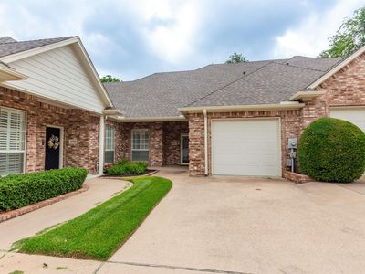 2430 Dietz Ln