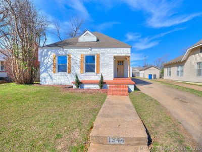 1344 S College Ave