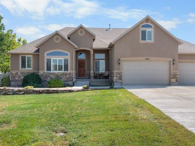 304 E Box Elder Dr