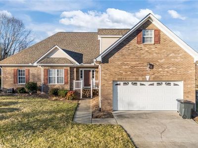 8140 Spring Hollow Ct