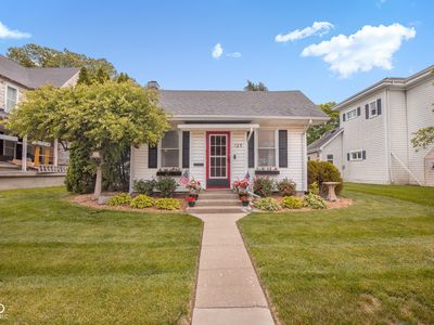 125 W North St