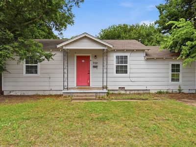 702 Tollie Dr
