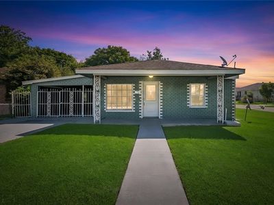 1941 Estalote Ave
