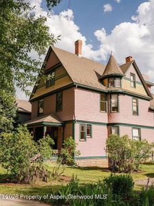 333 W Main St
