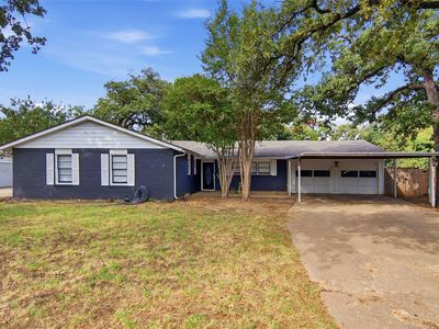 1704 Robin Rd