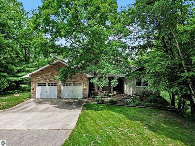 1560 Bruder Rd