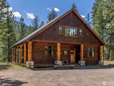 32 Foster Loop Road