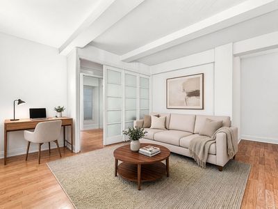155 E 49th St #6F