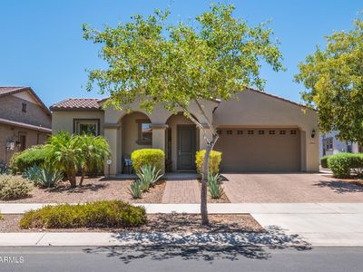 20641 W MINNEZONA Avenue