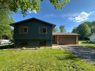 9557 Ironwood Dr