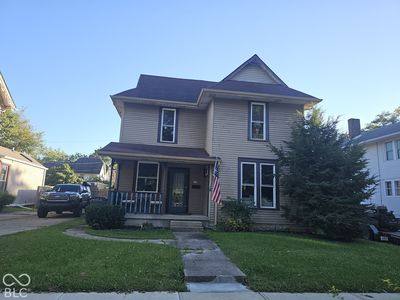 917 W 8th St