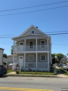 832 Paterson Ave