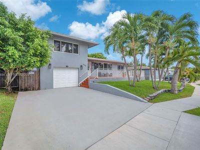 Property at 628 SW 4th St, Hallandale, FL