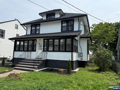 319 Crestview Pl
