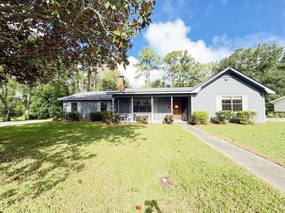 2710 Clayton Dr