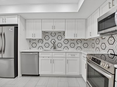 7786 Lakeside Boulevard #623