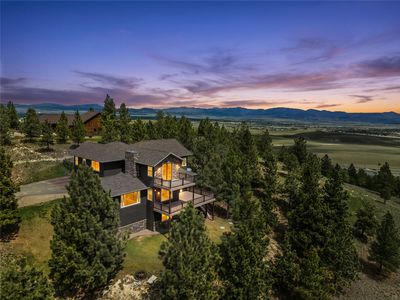 30 Meadowgrass Rd
