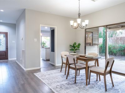 12226 Ravenmoor Dr