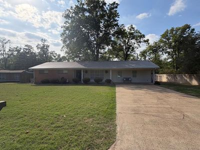 341 Shelby Dr