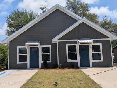 812 Maple Ave