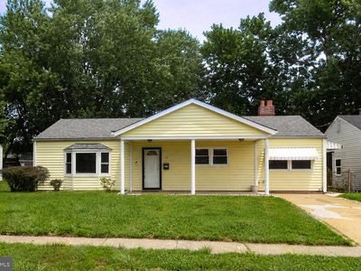 17 Wardor Ave
