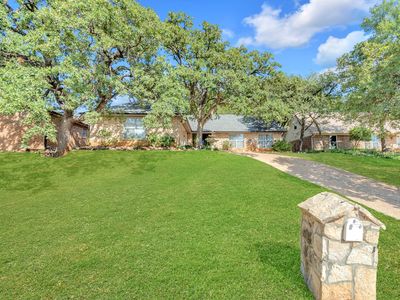 2225 Ridgedale Dr