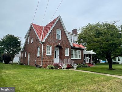 69 S Main St