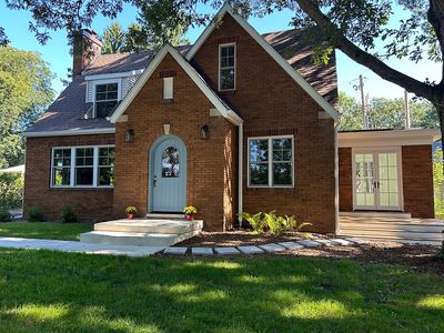 754 Del Vista Dr